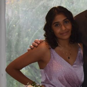 Meet your Posher, Safa
